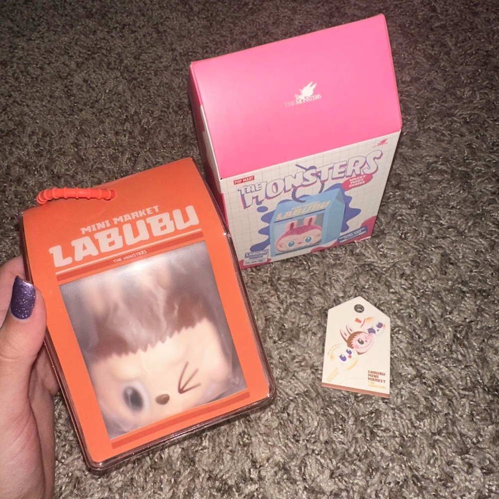 Mini Market Labubu Figure